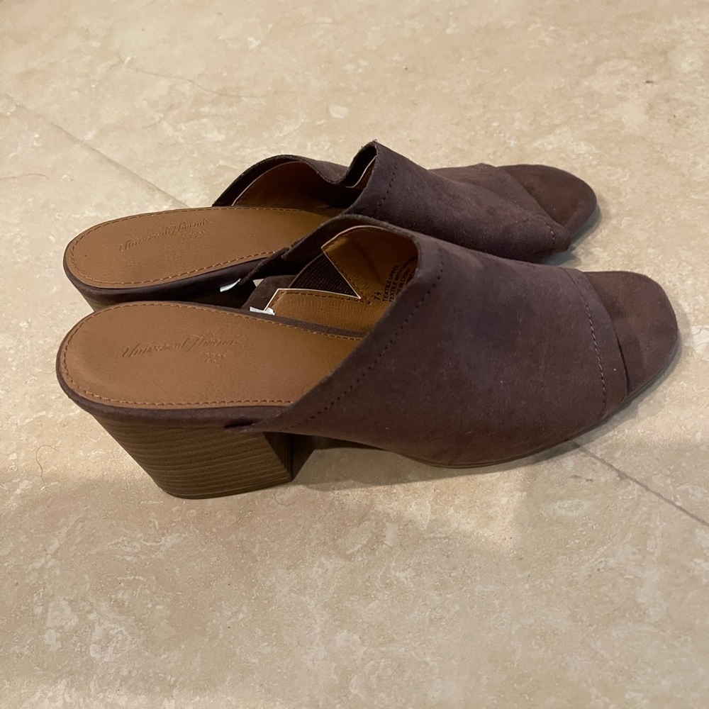 Mules - Picture 2 of 4